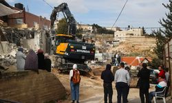 İsrail, Kudüs'te yaşayan 200 Filistinliye "kendi evlerini yıkmaları" için tebligat gönderdi