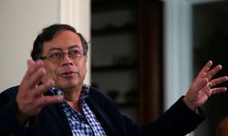 Kolombiya Cumhurbaşkanı Petro: "İnsanlığın zaferi, İsrail'in yaptığı soykırımı durdurmalı"