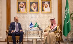 Suudi Arabistan ve Yunanistan Riyad'da "Gazze'yi" görüştü