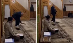 Diyanet, Sivas'ta Kur'an-ı Kerim'e ayağıyla basan kişi hakkında suç duyurusunda bulundu