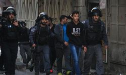 İsrail 7 Ekim'den bu yana Batı Şeria'da 6 bin 220 Filistinliyi gözaltına aldı