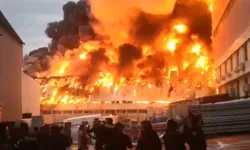 Batı Şeria'daki bir fabrikada büyük bir yangın çıktı