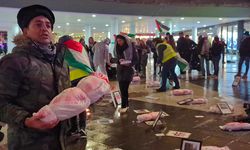 İsveç'te, Filistin'de öldürülen çocuklar için gösteri düzenlendi