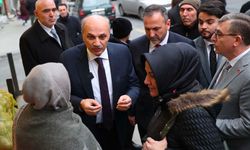 Saadet Partisi İBB Başkan adayı Aydın, Kağıthane'de esnafı ziyaret etti