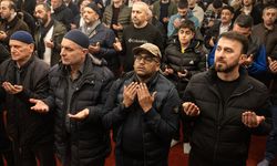 İstanbul'da Berat Kandili dualarla idrak edildi
