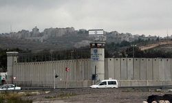 İsrail hapishanelerinde bir Filistinli hayatını kaybetti