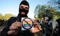 Rusya, LGBT hareketini terörist listesine aldı!