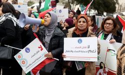 Batı Şeria'da Filistinli kadınlar İsrail'in Gazze'deki katliamlarını protesto etti
