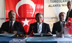Gelecek Partisi Genel Başkanı Davutoğlu, Alanya'da aday tanıtım toplantısına katıldı