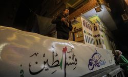 Mısır'daki ramazan süslemelerinde Filistin'e destek ifadeleri yer aldı