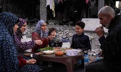 Gazze'de iftar ve sahur için tek seçenek konserve yiyecekler