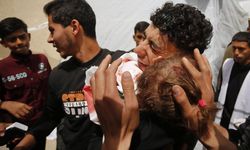 Katil İsrail ordusu, Gazze'nin farklı noktalarını hedef aldı: 13 şehit