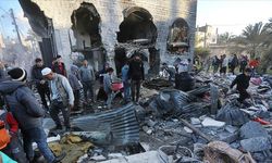 İsrail ordusu, Gazze'nin güneyine saldırdı: 15 Filistinli şehit