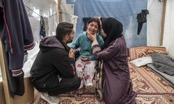 Tüm ailesini kaybeden Gazzeli kız, yaşadığı travmayı atlatamıyor