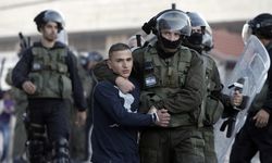 İsrail, Yahudi yerleşimciyi öldürdüğü iddiasıyla bir Filistinliyi gözaltına aldı