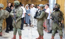 Yahudi işgalciler Ramallah'a bağlı bir beldeye saldırdı: 6 Filistinli yaralı