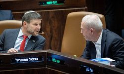 İsrail'de Savunma Bakanı ile aşırı sağcı Maliye Bakanı arasında gerilim artıyor