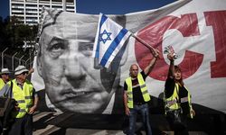 İsrailli 28 önemli isim, Netanyahu'nun azli için Yüksek Mahkeme'ye dilekçe verdi