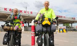 Hacca gitmek için Üsküp'ten yola çıkan 2 bisikletçi Türkiye'ye ulaştı