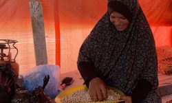 Cibaliya'dan çıkarılan aile, Refah'ta yoklukla mücadelede