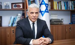 Lapid: "İsrail, sorumsuz çılgınların elinde rehin"