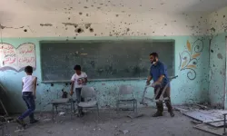 Gazze'deki okulların yüzde 80'inden fazlası yıkıldı veya hasar gördü