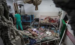 Gazze'deki Sağlık Bakanlığından yerinden edilmiş Filistinlilere hastaneleri boşaltma çağrısı