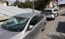 Yahudi işgalciler, Filistinlilerin araçlarına zarar verdi!