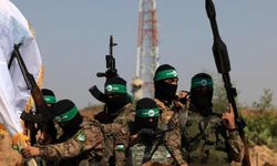 Filistinli gruplar, Gazze'de İsrail ordusuna ait 21 aracı hedef aldı