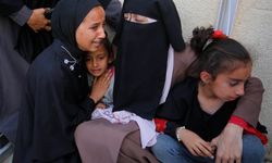 Gazze'de şehit sayısı 35 bin 233'e yükseldi