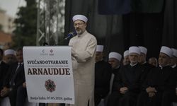 Bosna Hersek'te Türkiye'nin desteğiyle yeniden yapılan Arnaudiye Camisi ibadete açıldı