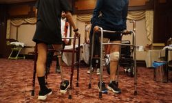 Uluslararası Doktorlar Derneğinden Gazzeli ampute çocuk ve gençlere protez desteği