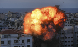 İsrail, sivillere ölüm yağdırıyor: 7 Ekim'den bu yana 77 bin ton patlayıcı kullanıldı!
