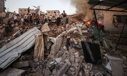 İsrail, Gazze'de iki eve saldırdı: 8 Filistinli şehit