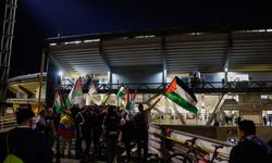 Kolombiya'da futbol maçı öncesi Filistin'e destek gösterisi düzenlendi
