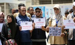 Filistinli gazeteciler, "basın özgürlüğü için" gösteri düzenledi