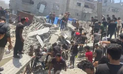 İsrail, Gazze'de bir eve saldırdı: 7 Filistinli şehit