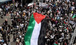 Soykırımcı İsrail, Nekbe'nin yıl dönümü gösterilerinde bir Filistinliyi katletti!