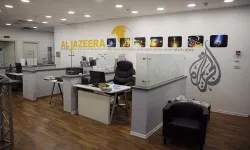 İsrailli Bakan Al Jazeera'nın ofisindeki ekipmanlara el konulması talimatı verdi