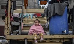 BM: Yaklaşık 110 bin Filistinli Refah'tan ayrıldı