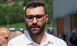 Gazzeli Gazeteci Motaz Azaiza, Srebrenitsa Soykırımı'nı anmak için Bosna'da