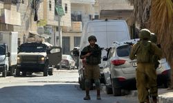 İsrail askerlerinin gece Batı Şeria'daki baskınlarında 7 kişi yaralandı