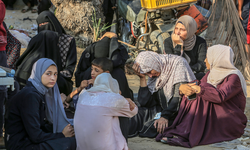 İsrail'in Han Yunus'a düzenlediği saldırılarda son 24 saatte 89 Filistinli şehit