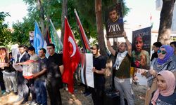 "OpenRafah" üyelerinden, Tacikistan'ın İstanbul Başkonsolosluğu önünde protesto