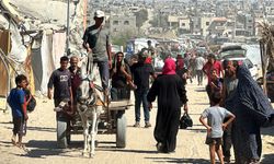 İsrail, Gazzelileri zorla yerinden etmeyi sürdürüyor