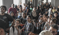 Lübnan'daki tahliye için giden gemilere önce yabancı uyruklular mı alındı?