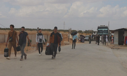 İsrail'in saldırı tehdidinin ardından Baalbek halkı kenti terk ediyor