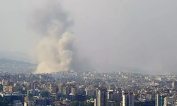 Beyrut'un güneyinde şiddetli bir patlama yaşandı