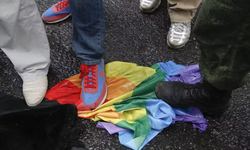 Rusya'da Apple'a LGBT propagandası gerekçesiyle para cezası