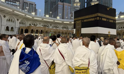Suudi Arabistan'da 75 bini aşkın kişi hacdan geri gönderildi
